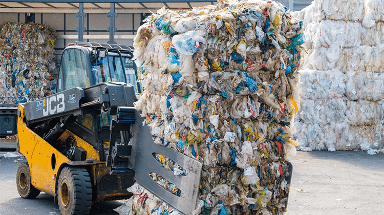 Kunststoffverpackungen werden in Borealis‘ hochmodernen Recyclinganlagen verwertet. Im Bild, Borealis Standort Ecoplast in Wildon, Österreich. | Foto: Borealis