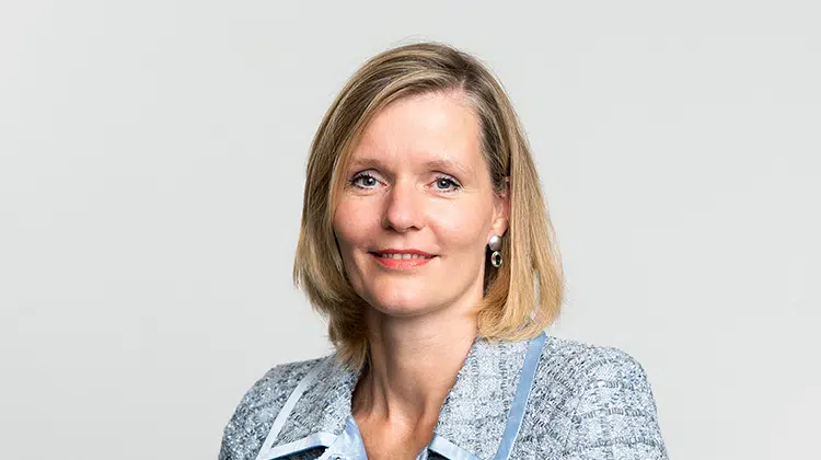Uta Holzenkamp ist neue Leiterin des Unternehmensbereichs Coatings von BASF | Foto: BASF